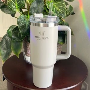 Stanley 40oz quencher